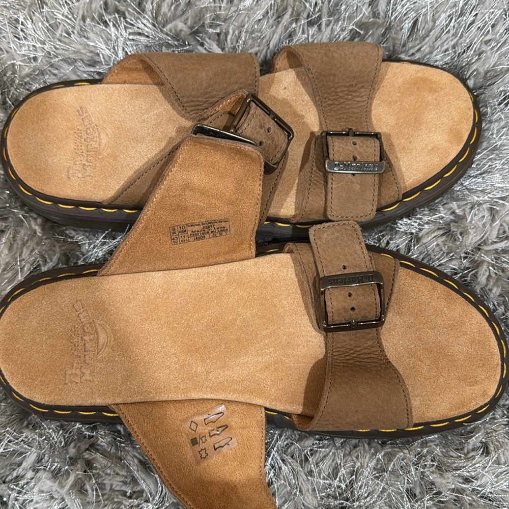 NWOT Dr. Martens Josef Sandals - Picture 7 of 9